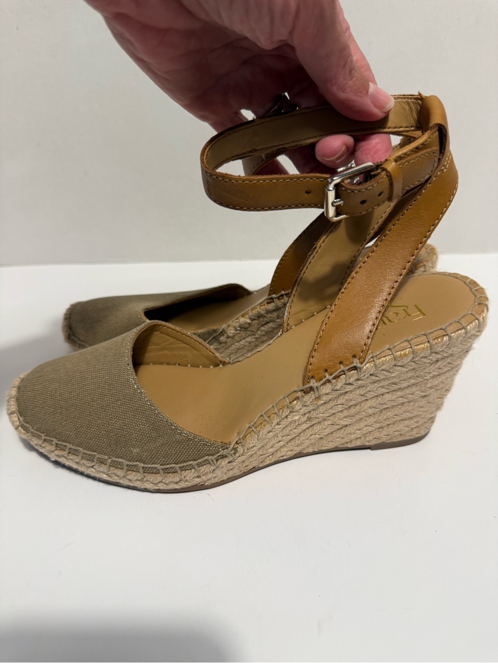 Franco Sarto Gold Tan Espadrille Wedge Sandals Ankle Strap Buckle Womens 8